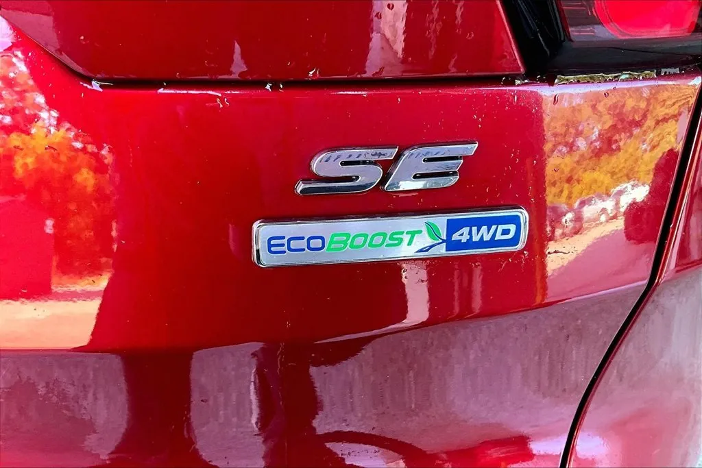 Ford Escape photo 24