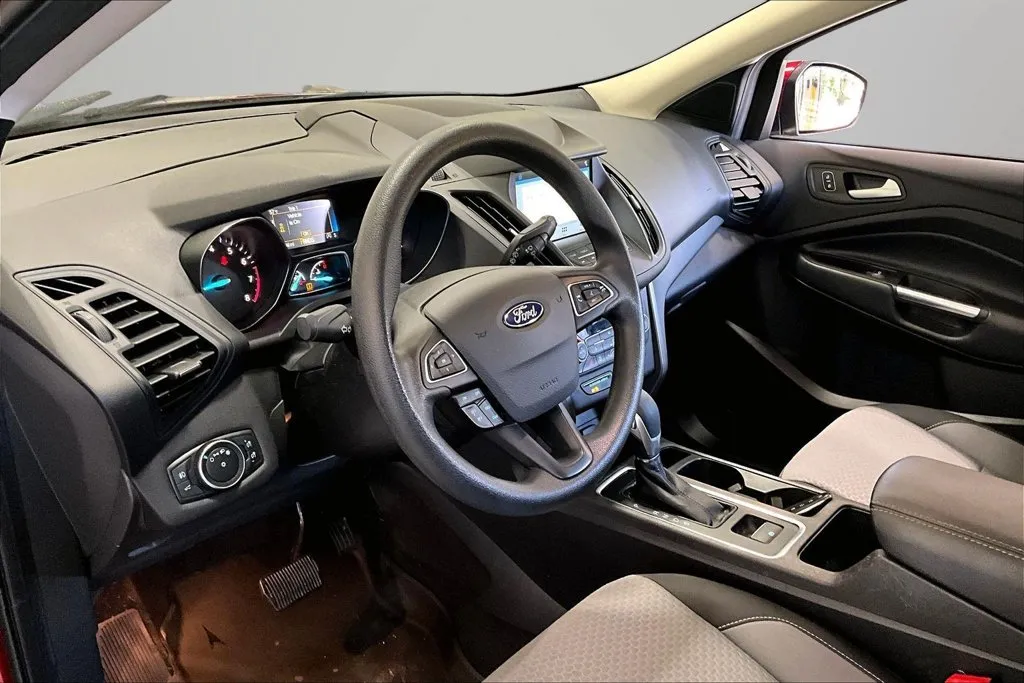 Ford Escape photo 17