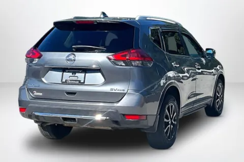 More photos of 2017 Nissan Rogue S at Lakeside Automotive Group, MI