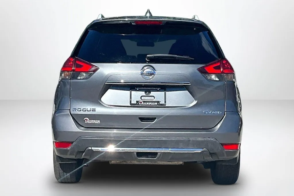Nissan Rogue photo 6