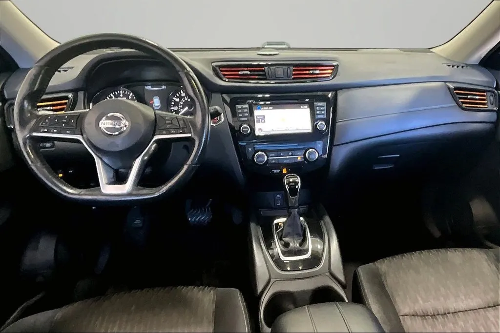 Nissan Rogue photo 7