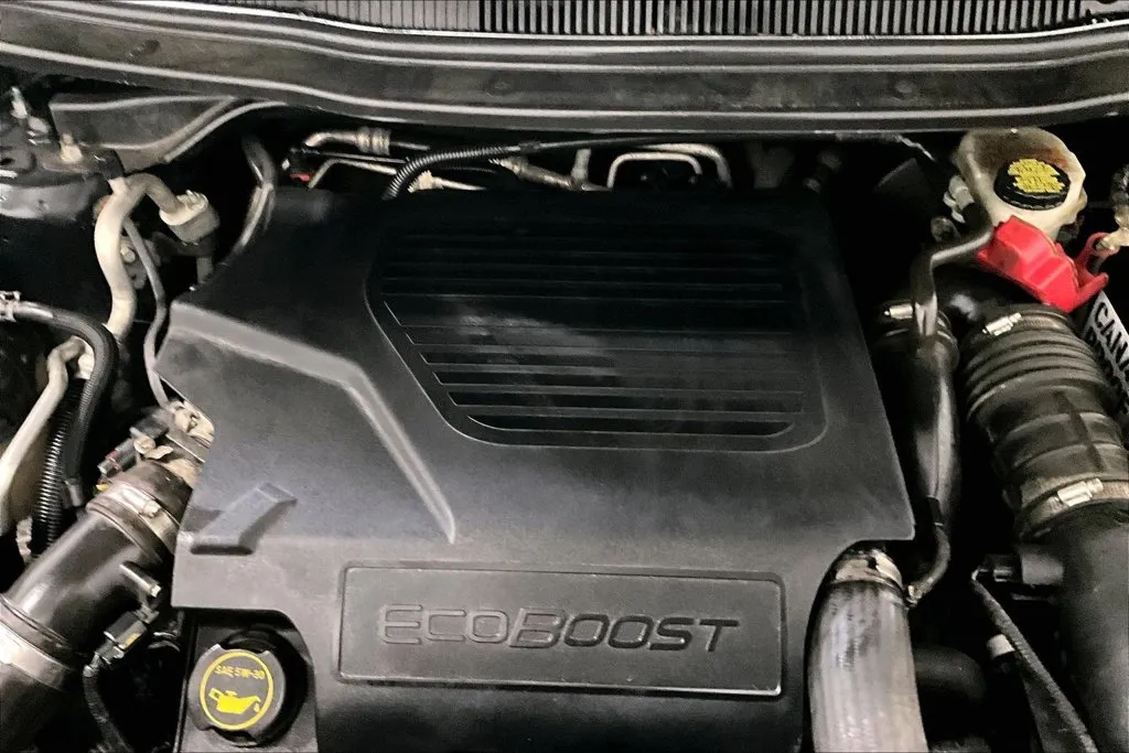 Ford Explorer photo 31