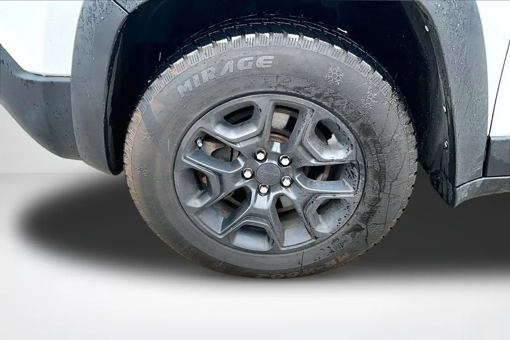 Jeep Cherokee photo 33