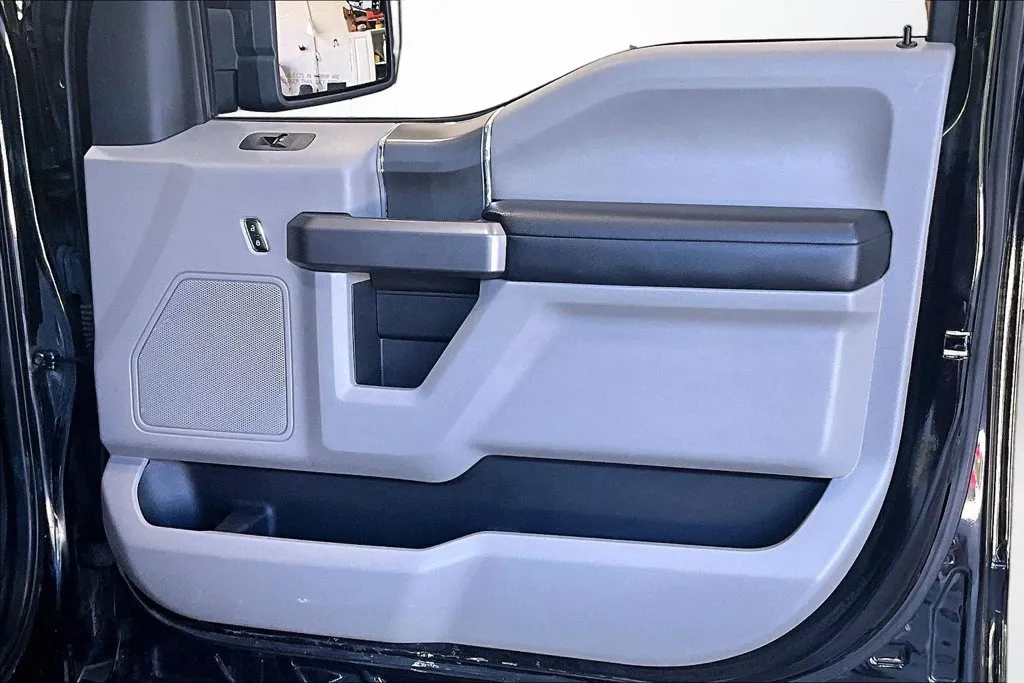 Ford F-150 photo 28