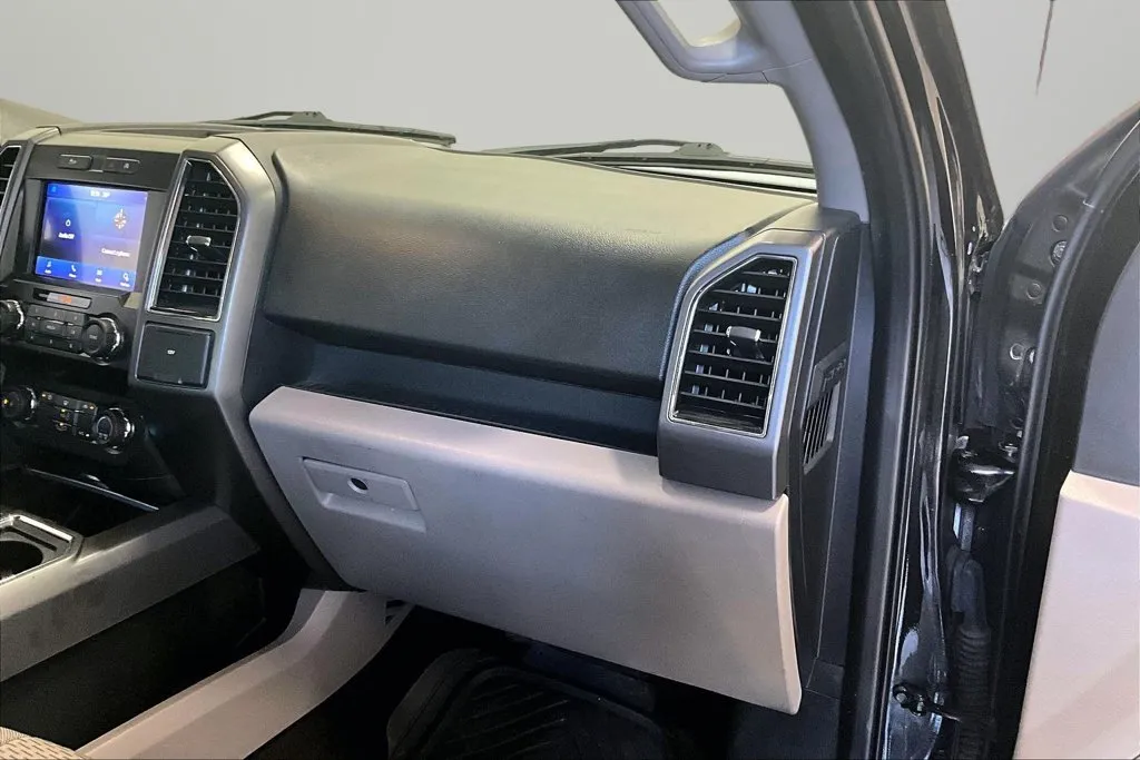 Ford F-150 photo 27