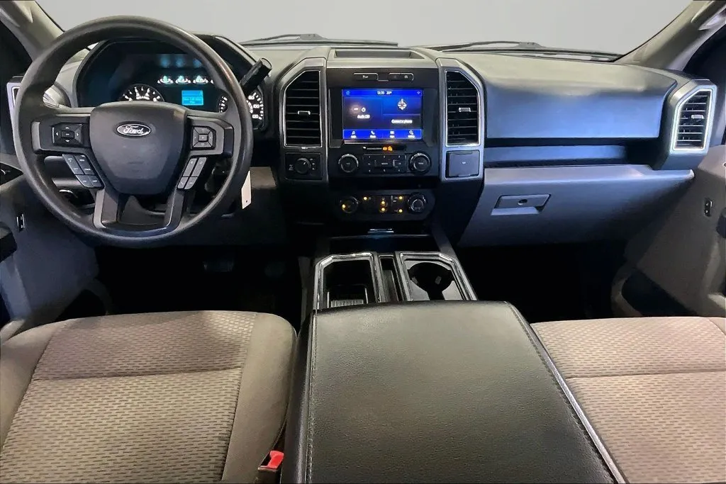 Ford F-150 photo 8