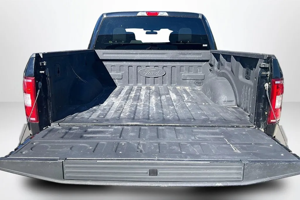 Ford F-150 photo 7