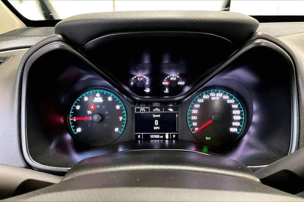 GMC Canyon photo 14