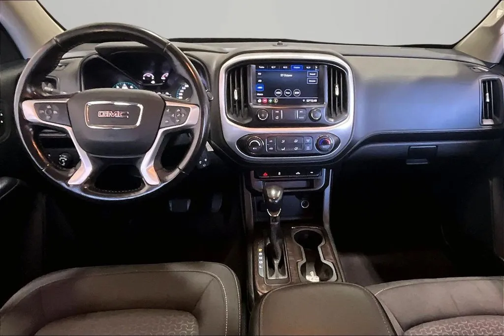 GMC Canyon photo 8