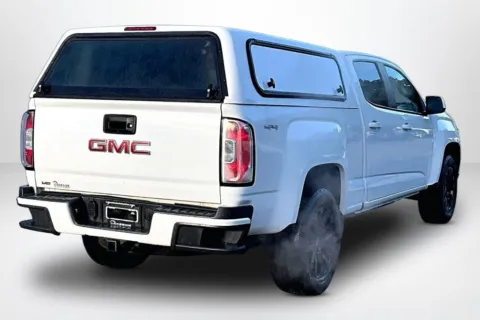 More photos of 2022 GMC Canyon Elevation at Lakeside Automotive Group, MI