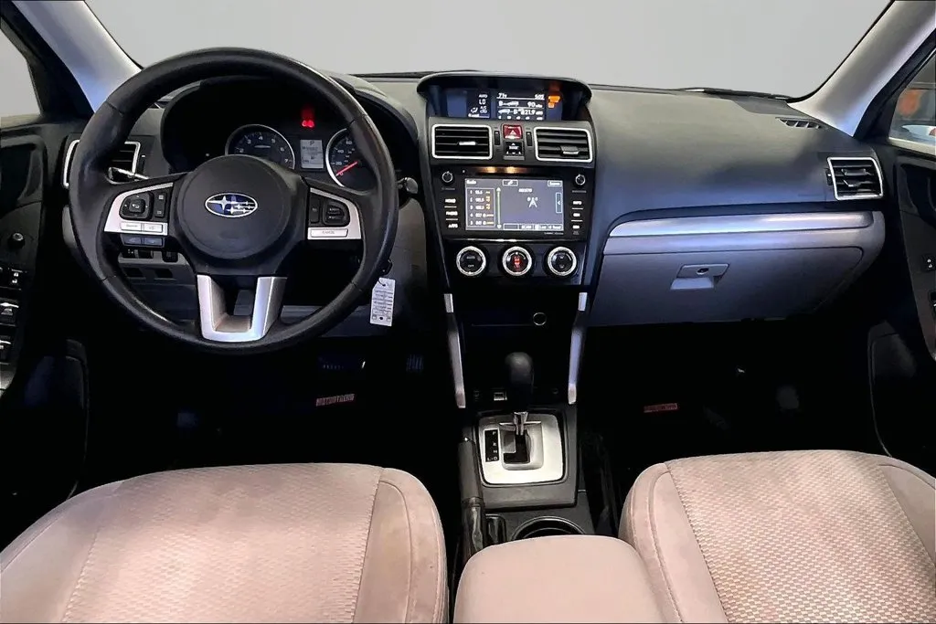 Subaru Forester photo 7