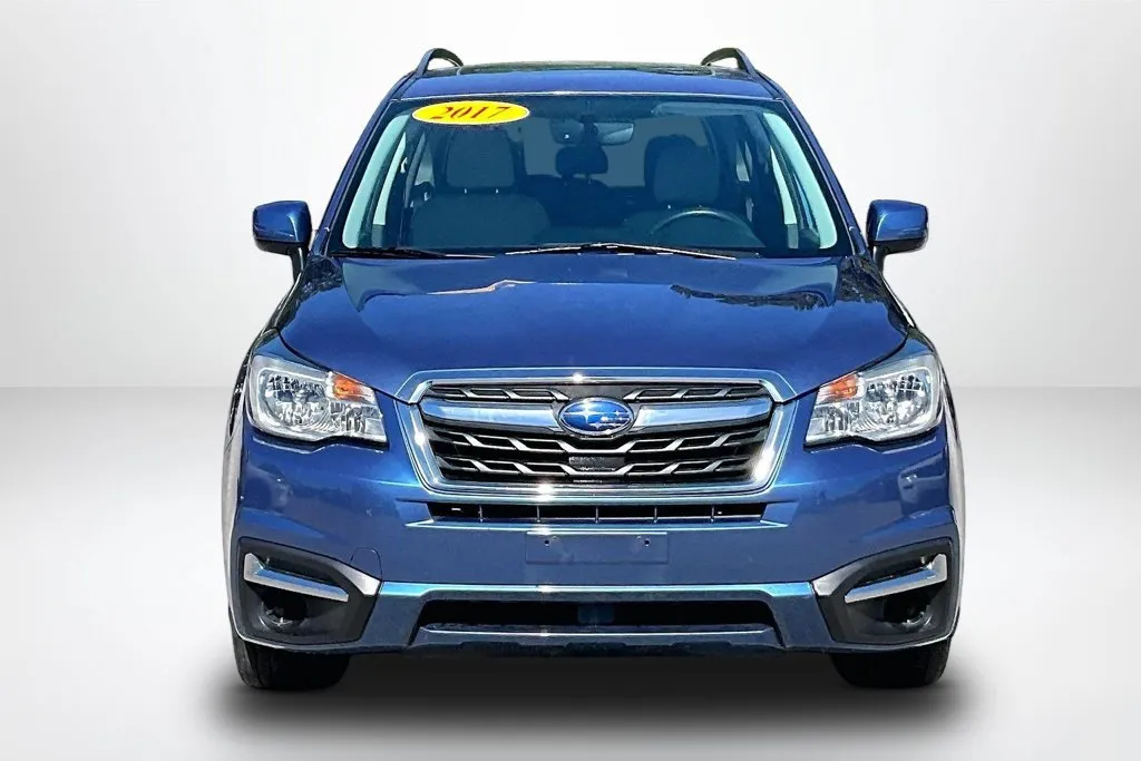 Subaru Forester photo 2