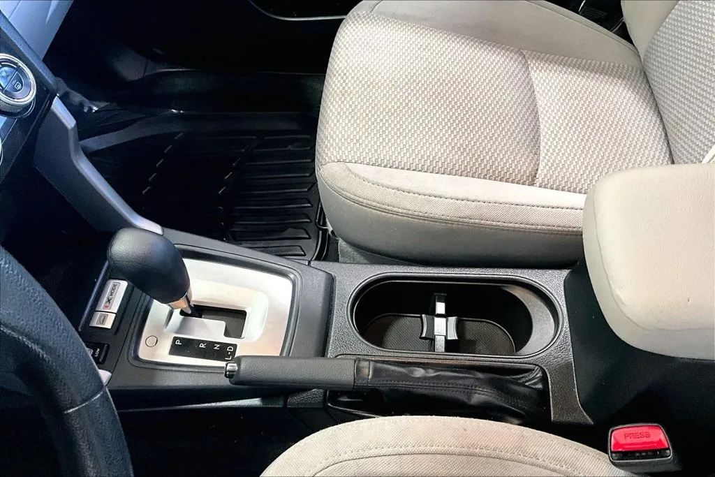 Subaru Forester photo 17