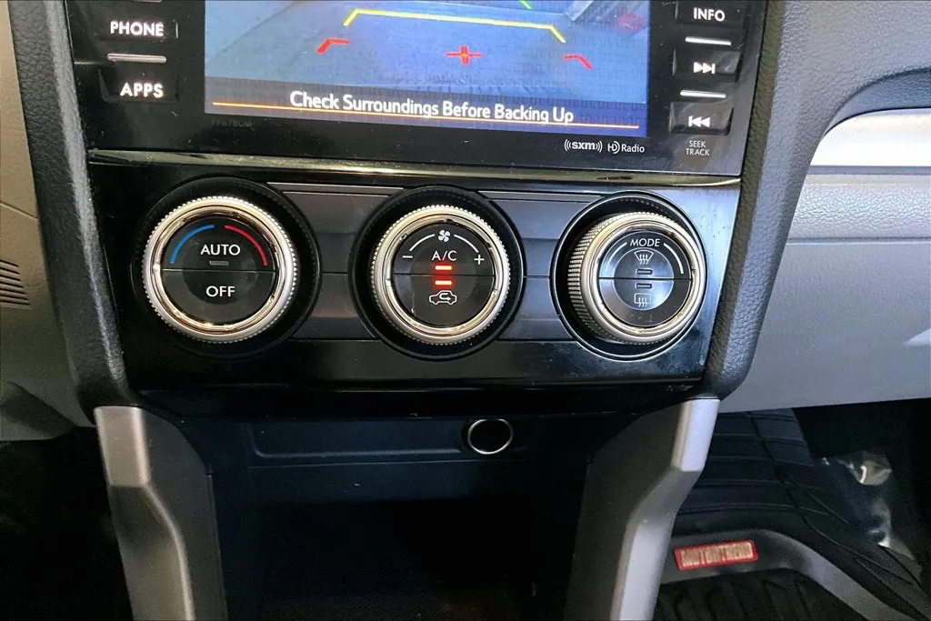 Subaru Forester photo 15