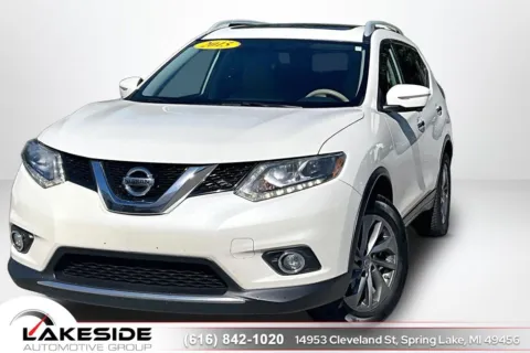 White 2015 Nissan Rogue SL for sale in Spring Lake, MI
