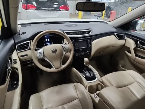 More photos of 2015 Nissan Rogue SL at Lakeside Automotive Group, MI