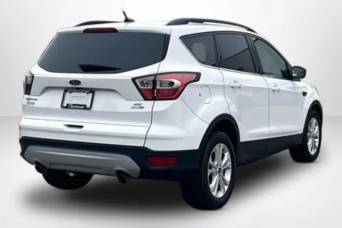 More photos of 2017 Ford Escape SE at Lakeside Automotive Group, MI
