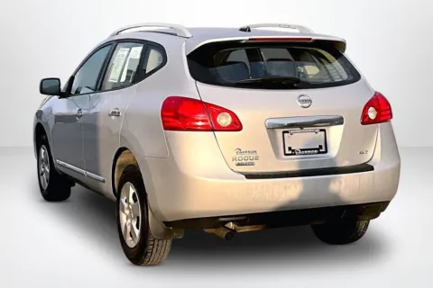 More photos of 2014 Nissan Rogue Select S at Lakeside Automotive Group, MI