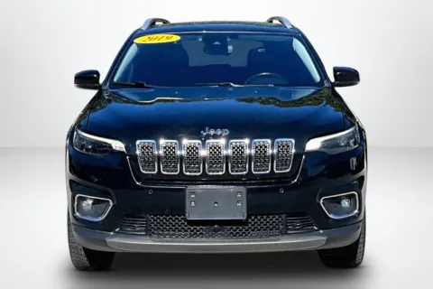 Photos of 2019 Jeep Cherokee Limited for sale in Spring Lake, MI at Lakeside Automotive Group