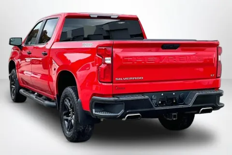 More photos of 2019 Chevrolet Silverado 1500 LT Trail Boss at Lakeside Automotive Group, MI