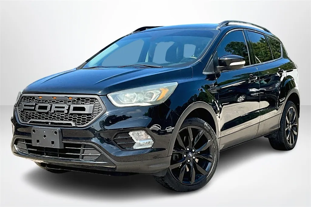 2017 Ford Escape Titanium for sale in Spring Lake, MI