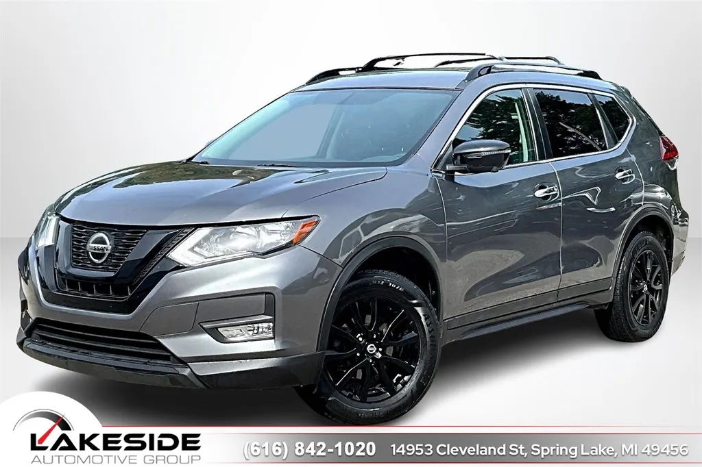 2018 Nissan Rogue SV for sale in Spring Lake, MI