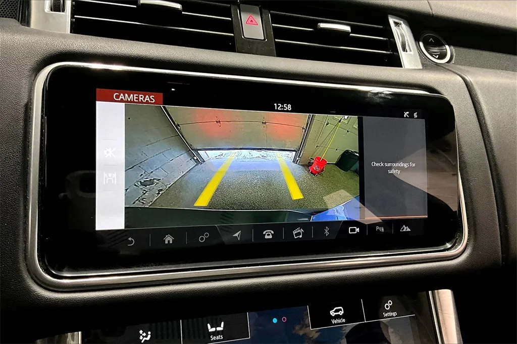 2021 Land Rover Range Rover Sport HSE Dynamic photo 13
