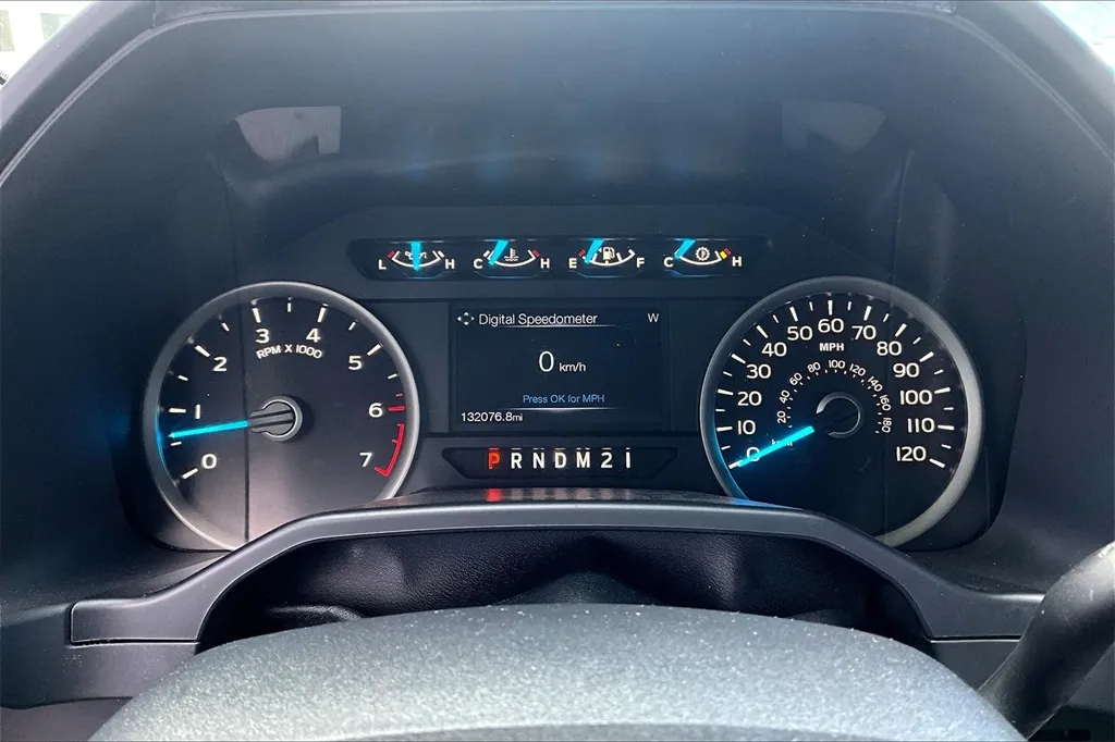 2015 Ford F-150 XLT photo 5