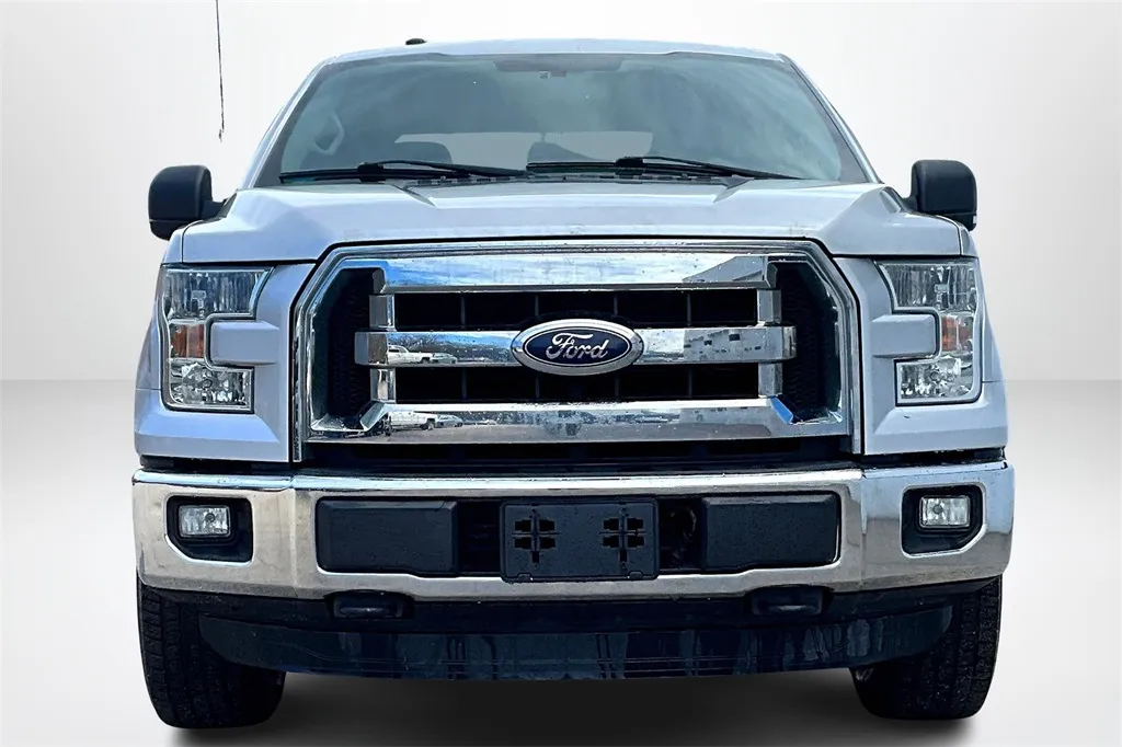 2015 Ford F-150 XLT photo 11