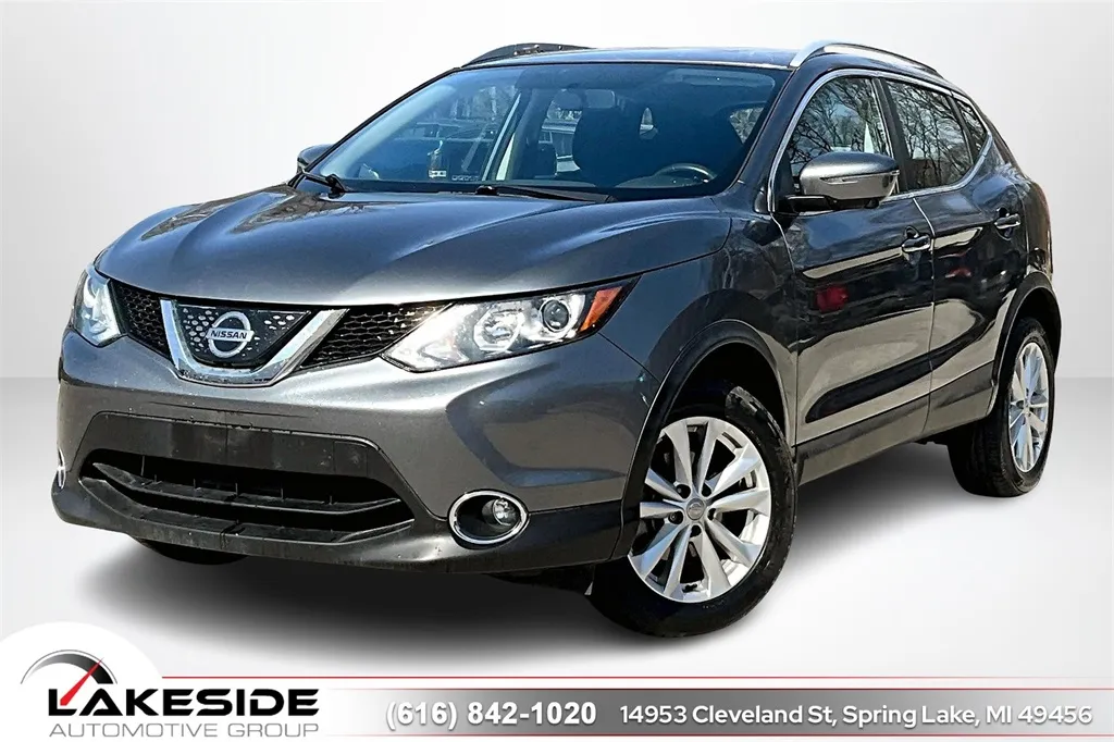 2018 Nissan Rogue Sport SV for sale in Spring Lake, MI