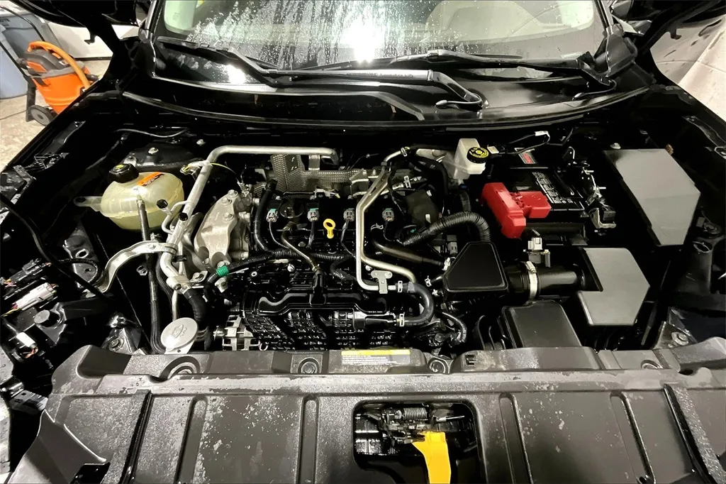 2022 Nissan Rogue S photo 2