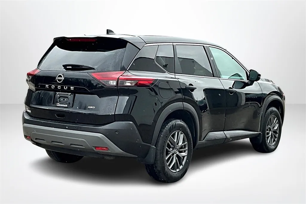2022 Nissan Rogue S photo 5