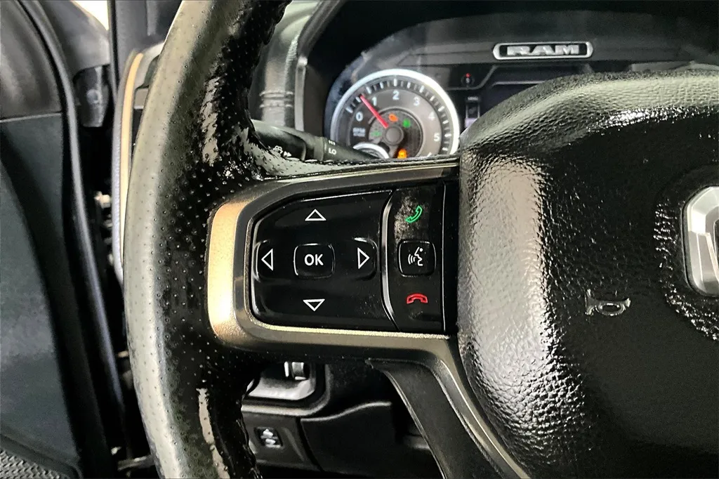 2020 Ram 1500 Rebel photo 4