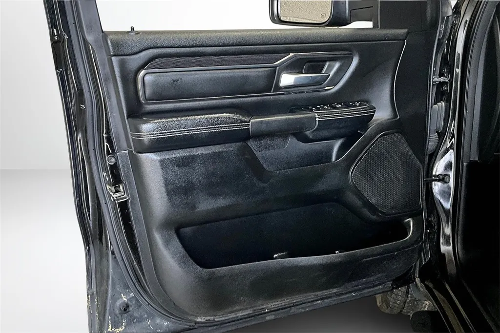 2020 Ram 1500 Rebel photo 6