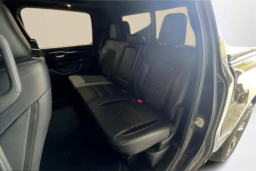 2020 Ram 1500 Rebel photo 25