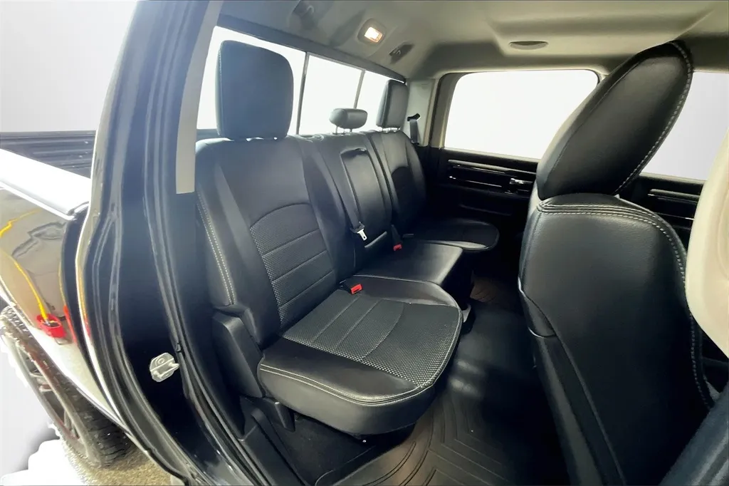 2016 Ram 1500 Sport photo 18