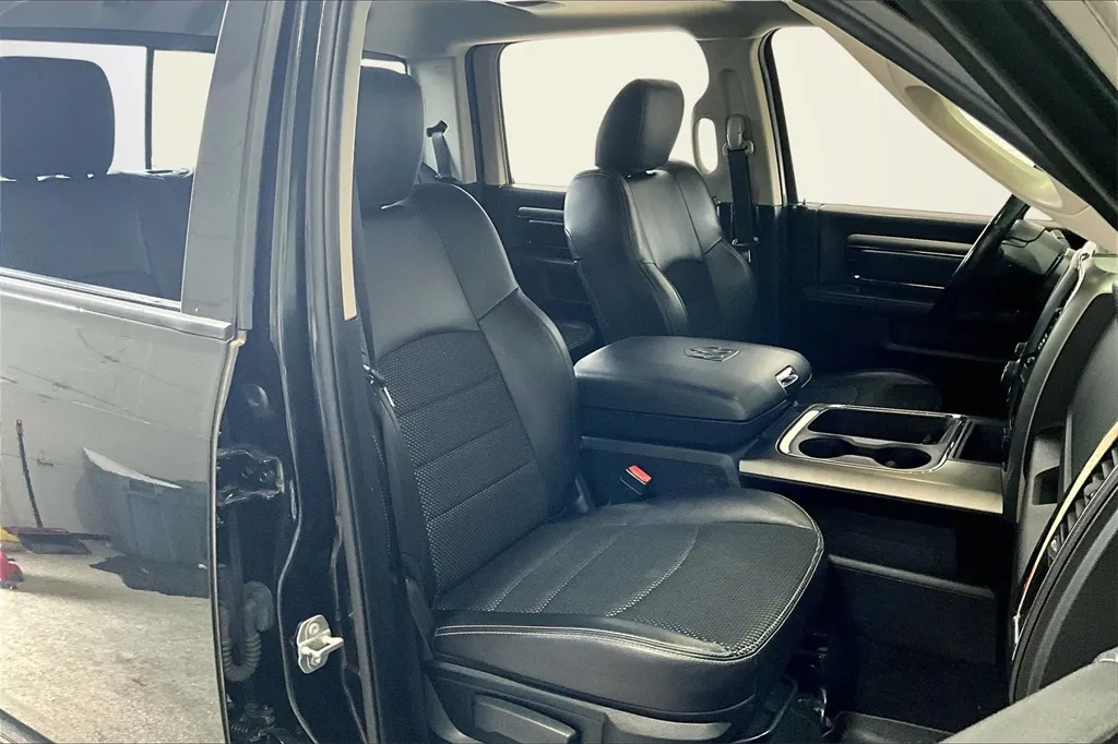 2016 Ram 1500 Sport photo 19