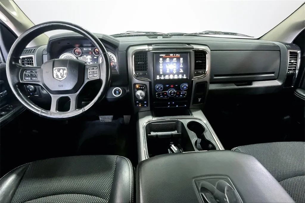 2016 Ram 1500 Sport photo 13