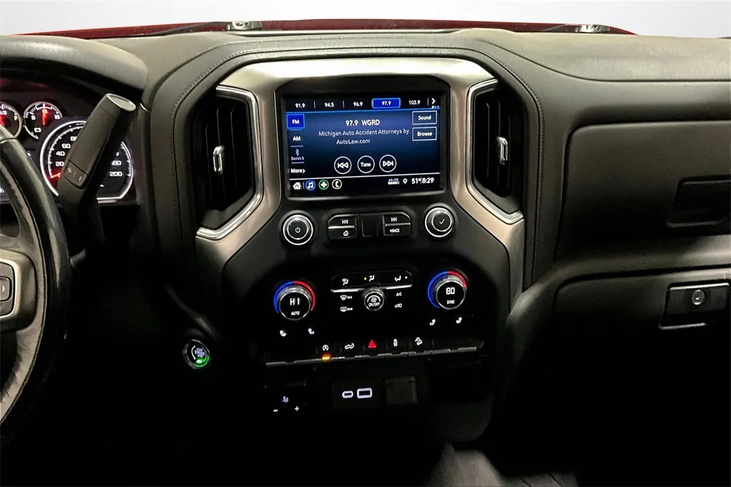 2019 Chevrolet Silverado 1500 LT Trail Boss photo 4