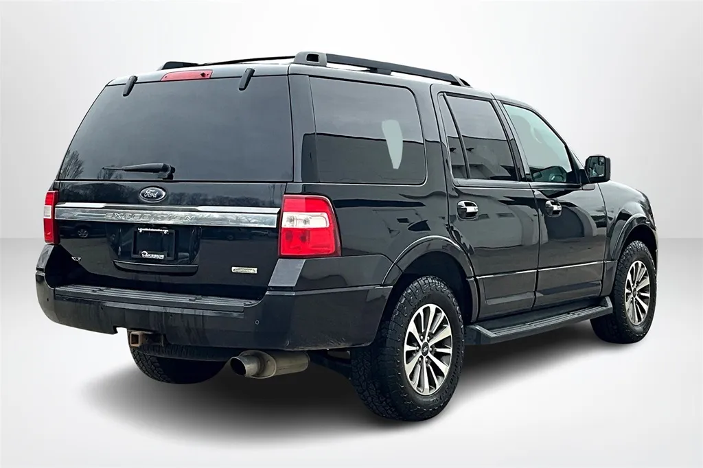 2017 Ford Expedition XLT photo 11