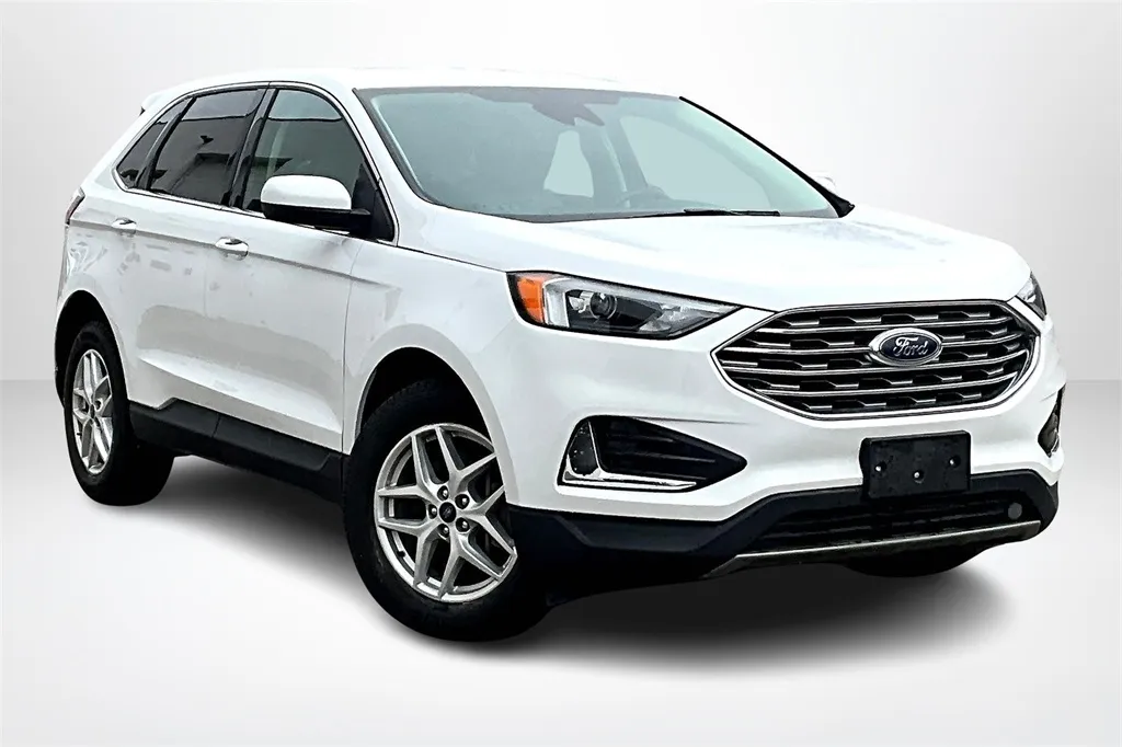 2022 Ford Edge SEL photo 21