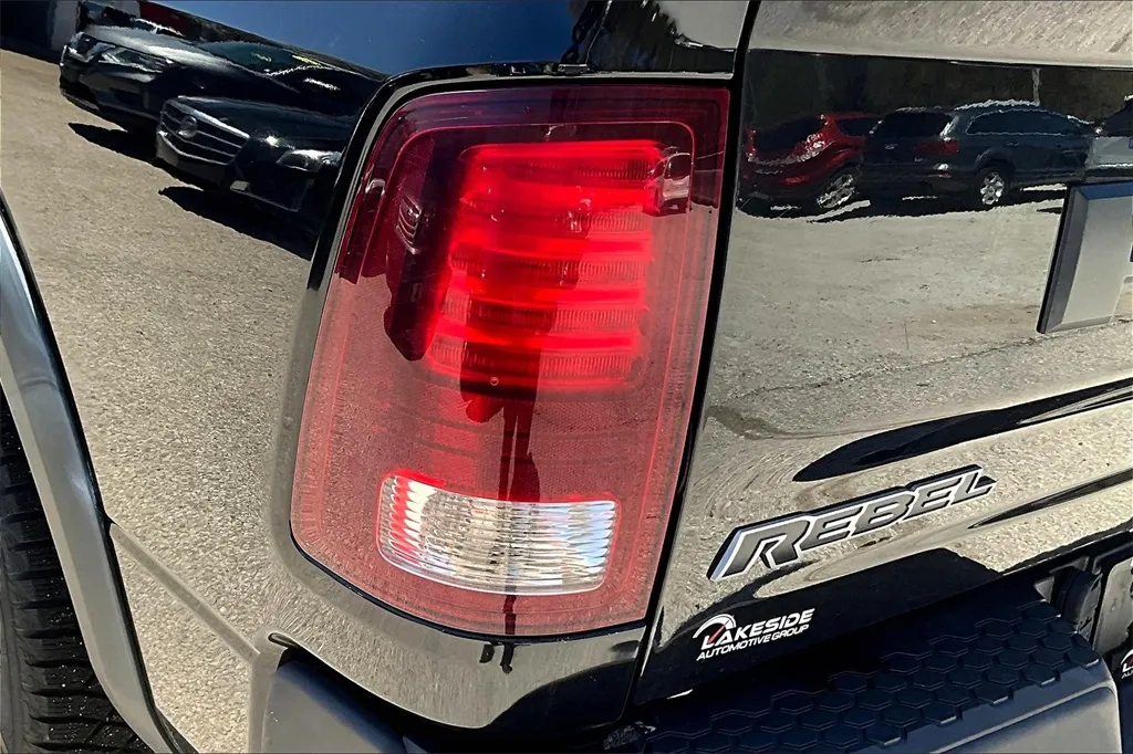 2016 Ram 1500 Rebel photo 8