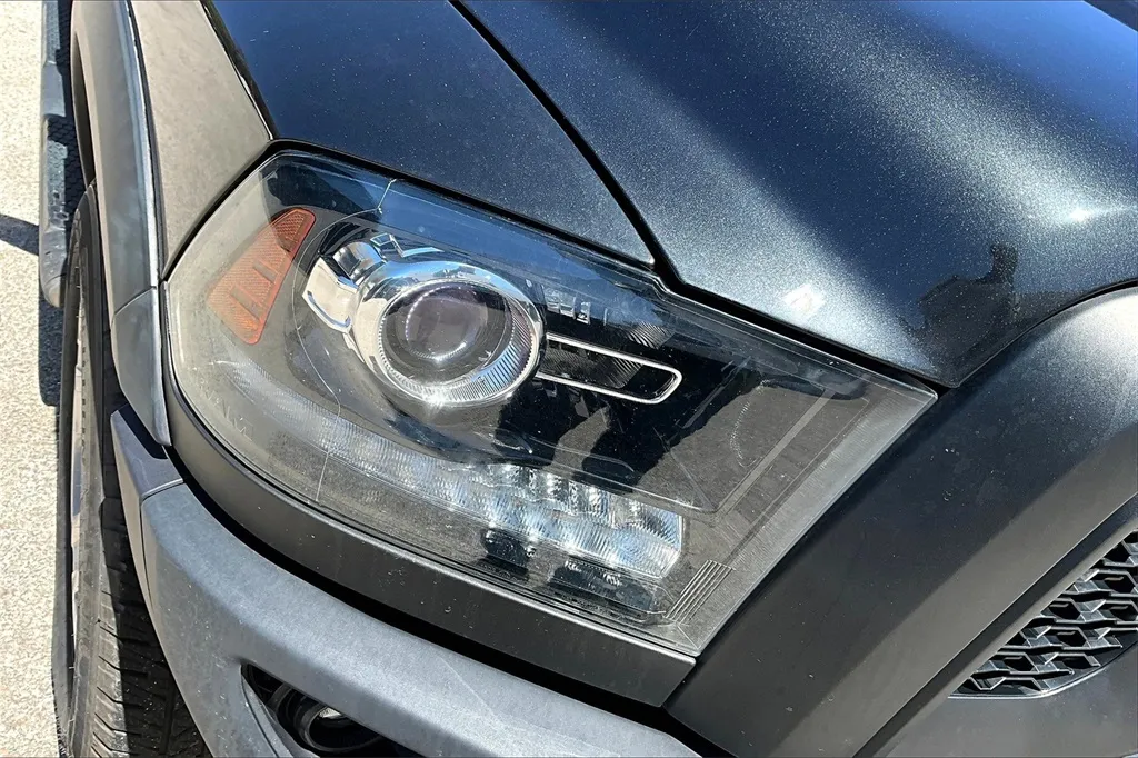 2016 Ram 1500 Rebel photo 10