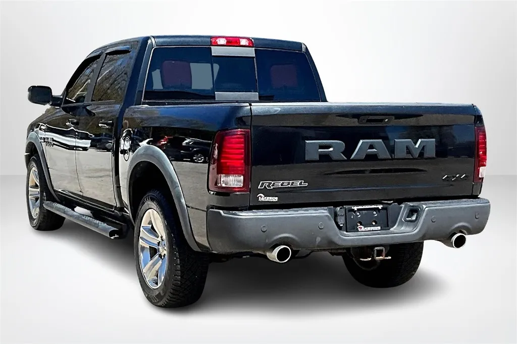 2016 Ram 1500 Rebel photo 2