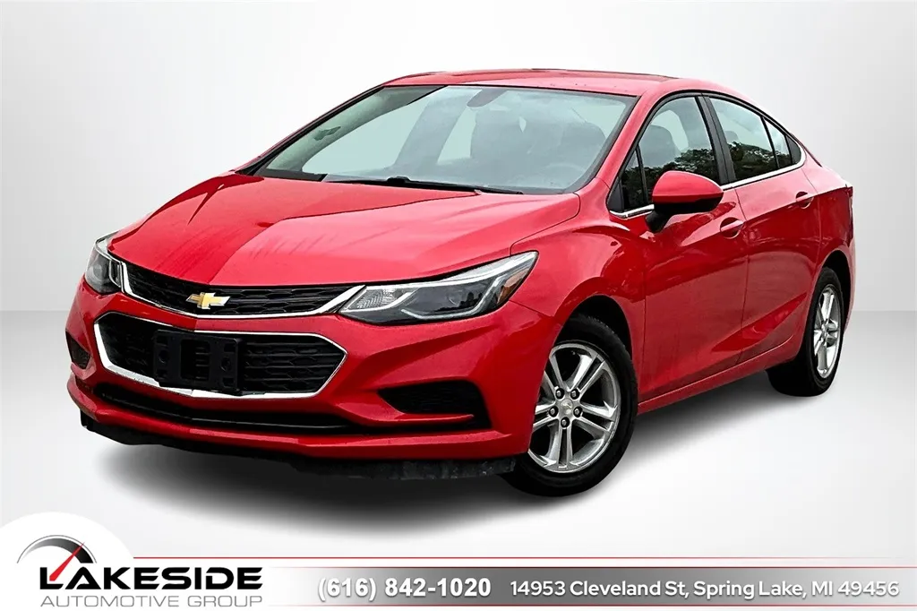 2018 Chevrolet Cruze LT for sale in Spring Lake, MI