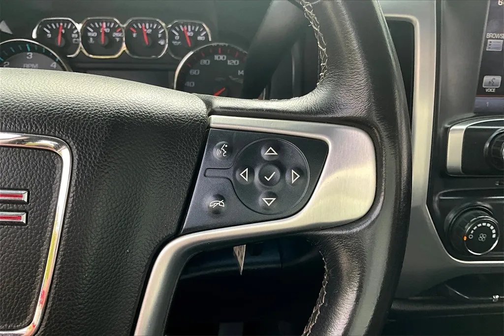 2015 Gmc Sierra SLE photo 4