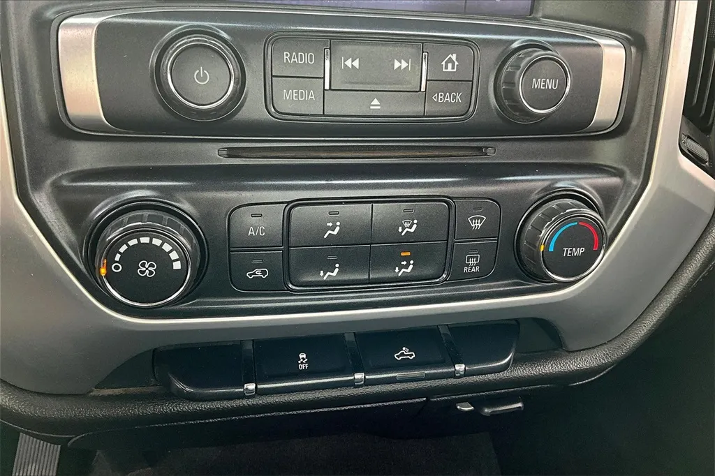 2015 Gmc Sierra SLE photo 23
