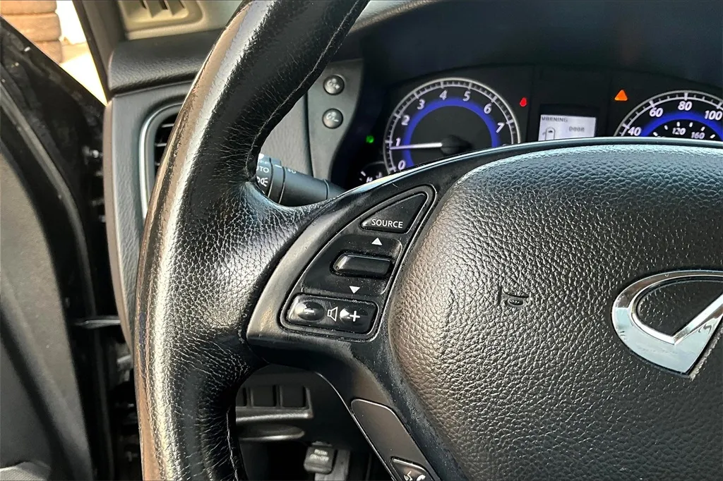 2013 Infiniti EX35 photo 16
