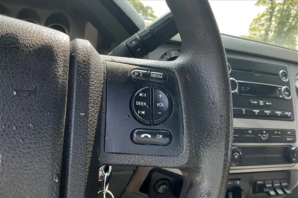 2015 Ford F-350 photo 5