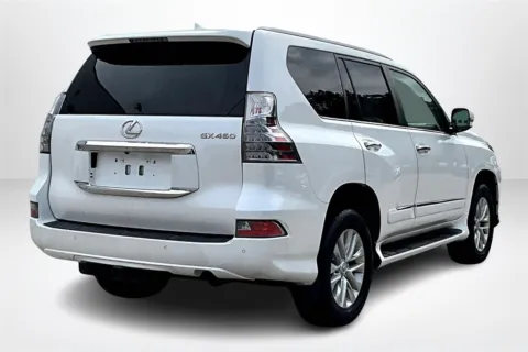More photos of 2019 Lexus GX 460 at Lakeside Automotive Group, MI
